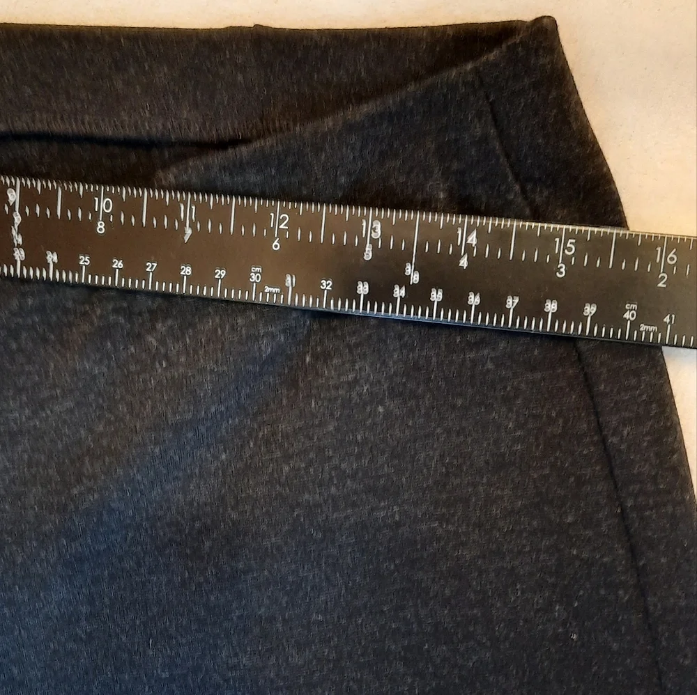 Eileen Fisher Black Pull On Pants size 6